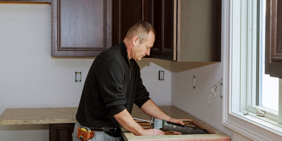 Why silicosis poses small business insurance challenges